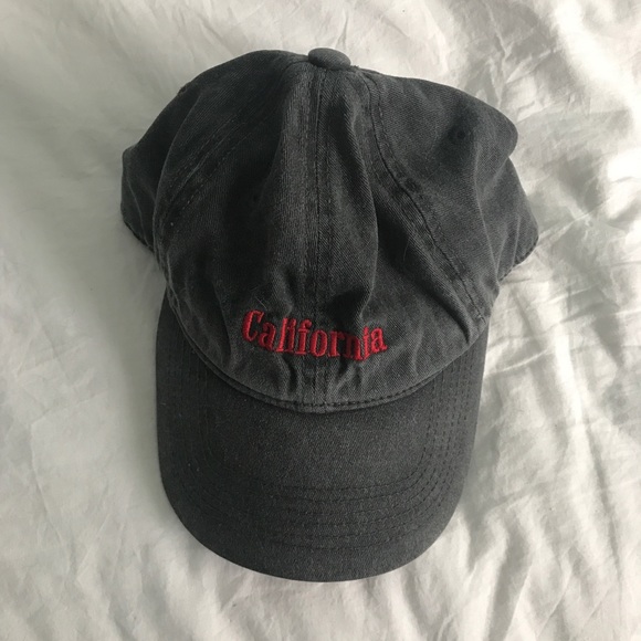 💙SOLD💙 Brandy Melville California Gray Cap - Picture 2 of 4